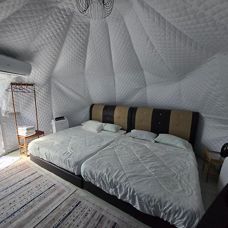 Hotel Gunung Medan Glamping & Cafe Kangar Exterior foto