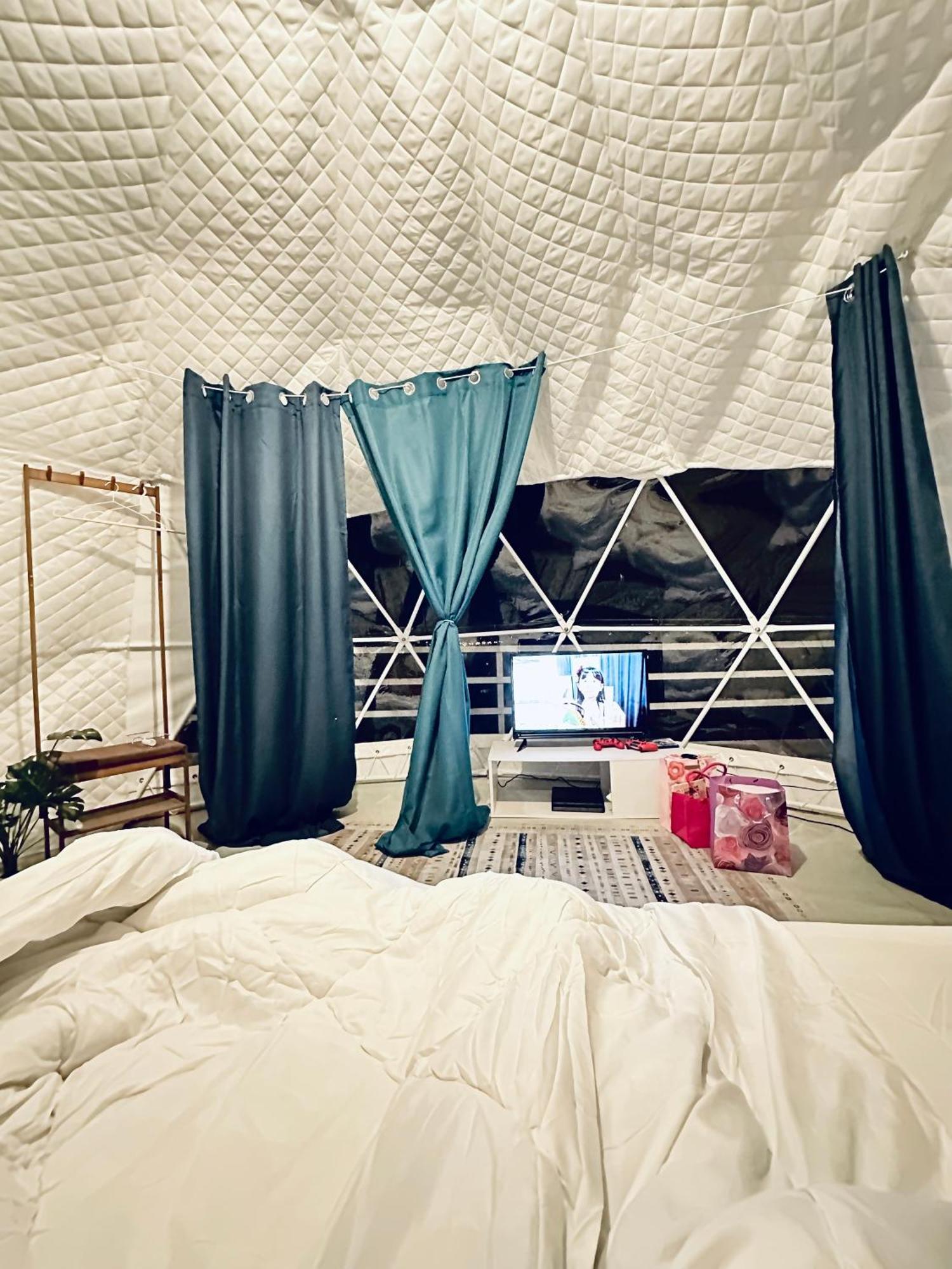 Hotel Gunung Medan Glamping & Cafe Kangar Exterior foto