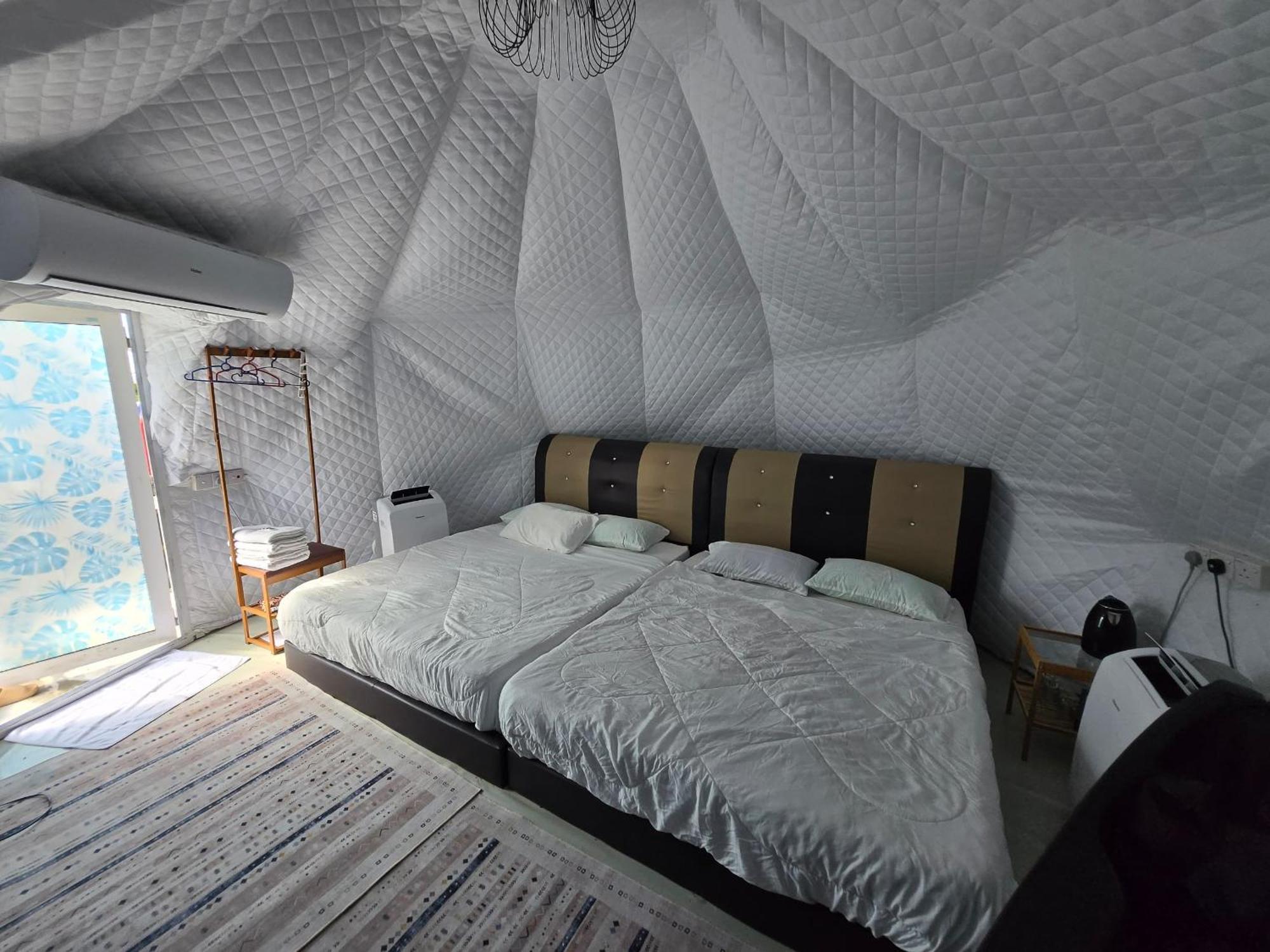 Hotel Gunung Medan Glamping & Cafe Kangar Exterior foto