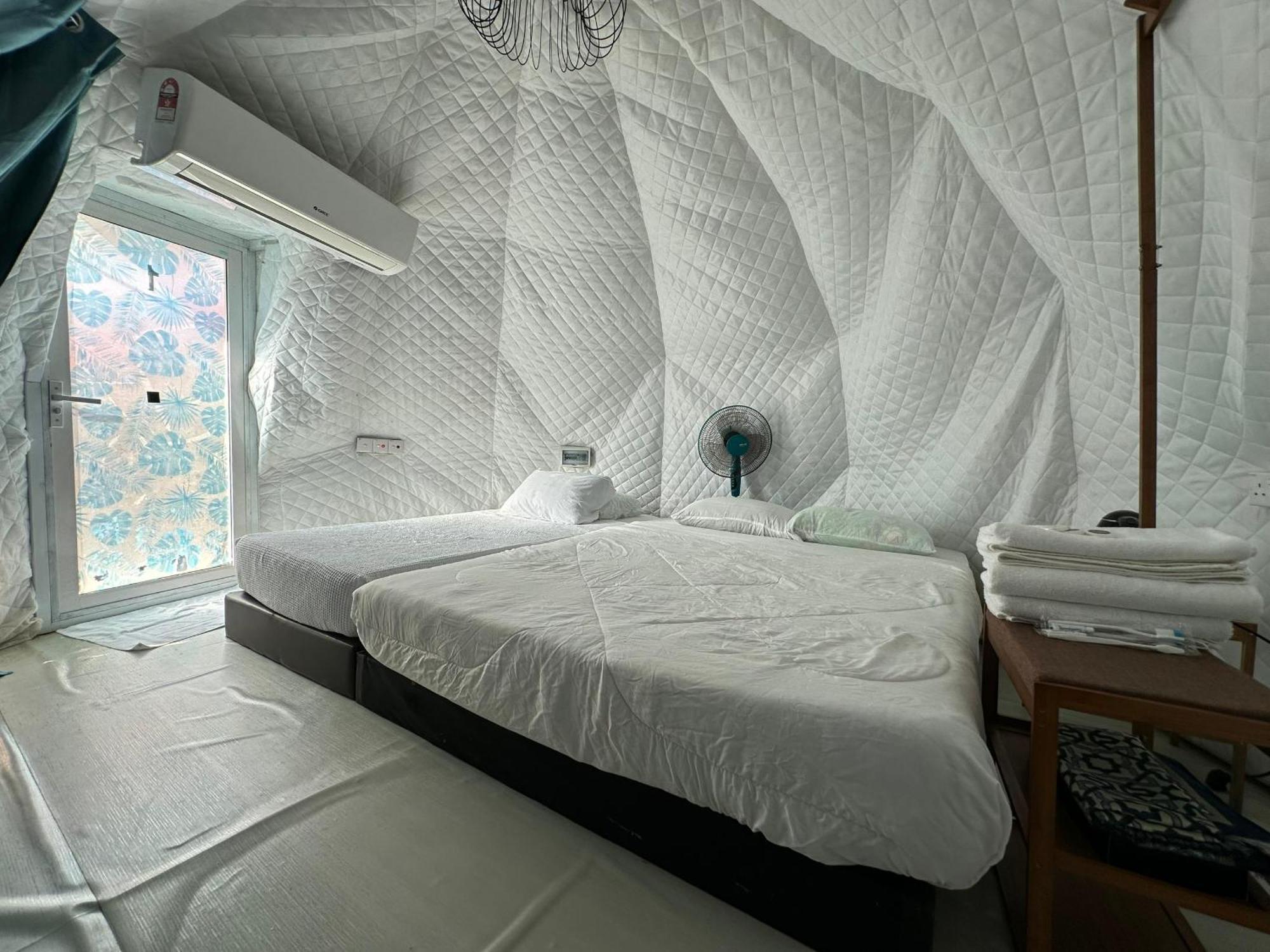 Hotel Gunung Medan Glamping & Cafe Kangar Exterior foto